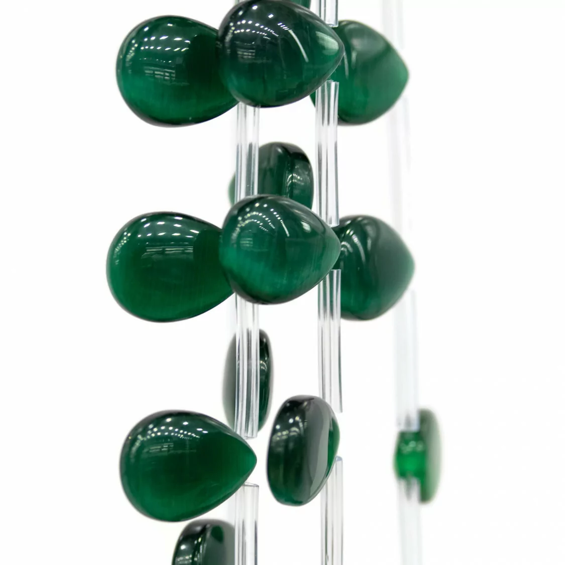 Occhio Di Gatto Gocce Piatte Foro Laterale 18x13mm Verde Smeraldo-OCCHIO DI GATTO | Worldofjewel.com