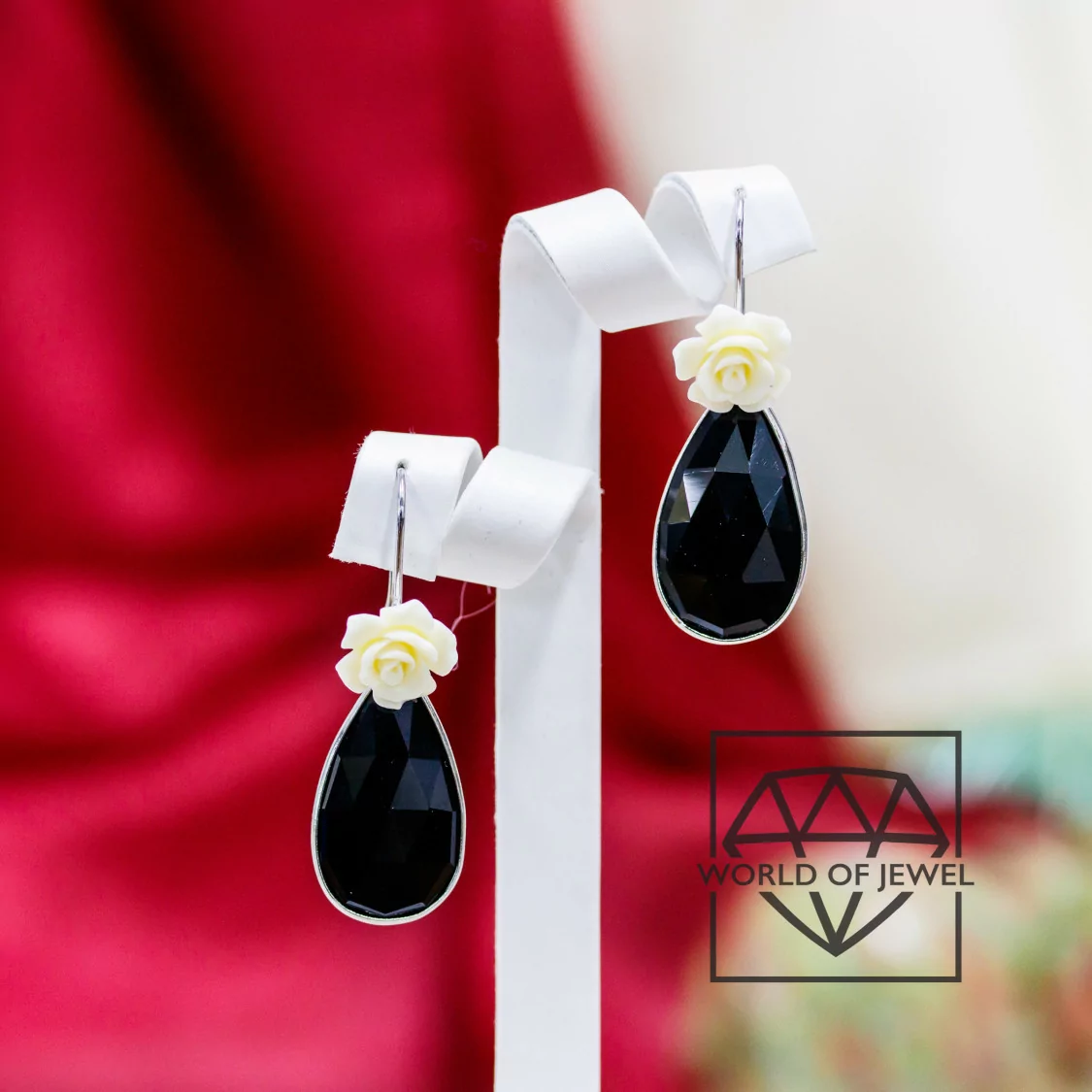 Orecchini A Monachella Di Argento 925 E Cabochon Di Cristalli Nero 18x46mm-ARGENTO 925 DESIGN ITALY | Worldofjewel.com