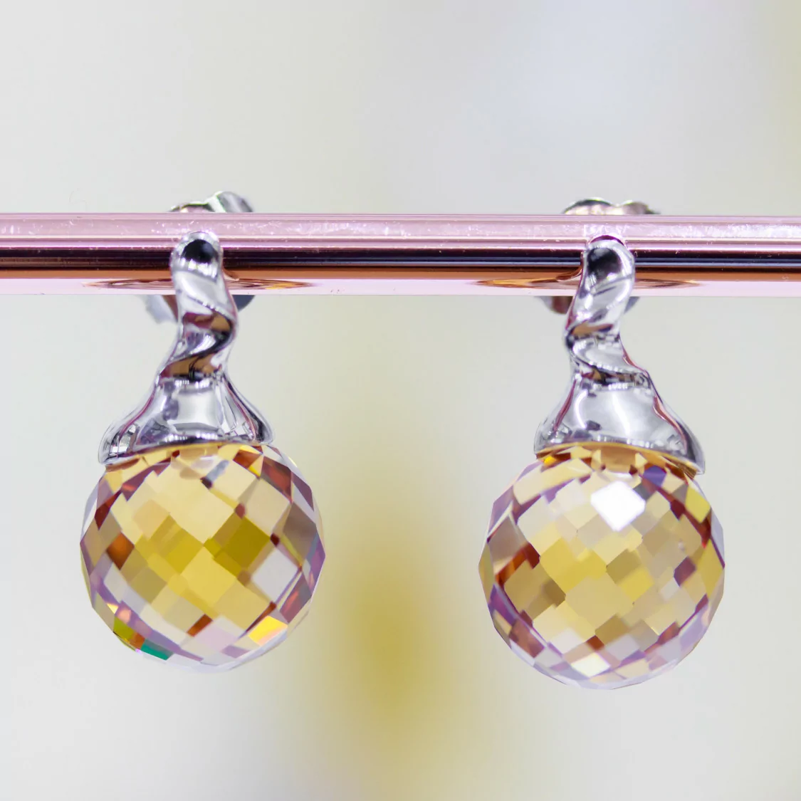 Orecchini A Perno Di Argento 925 Con Sfera Di Zirconi Champagne 12x22mm-ARGENTO 925 DESIGN ITALY | Worldofjewel.com