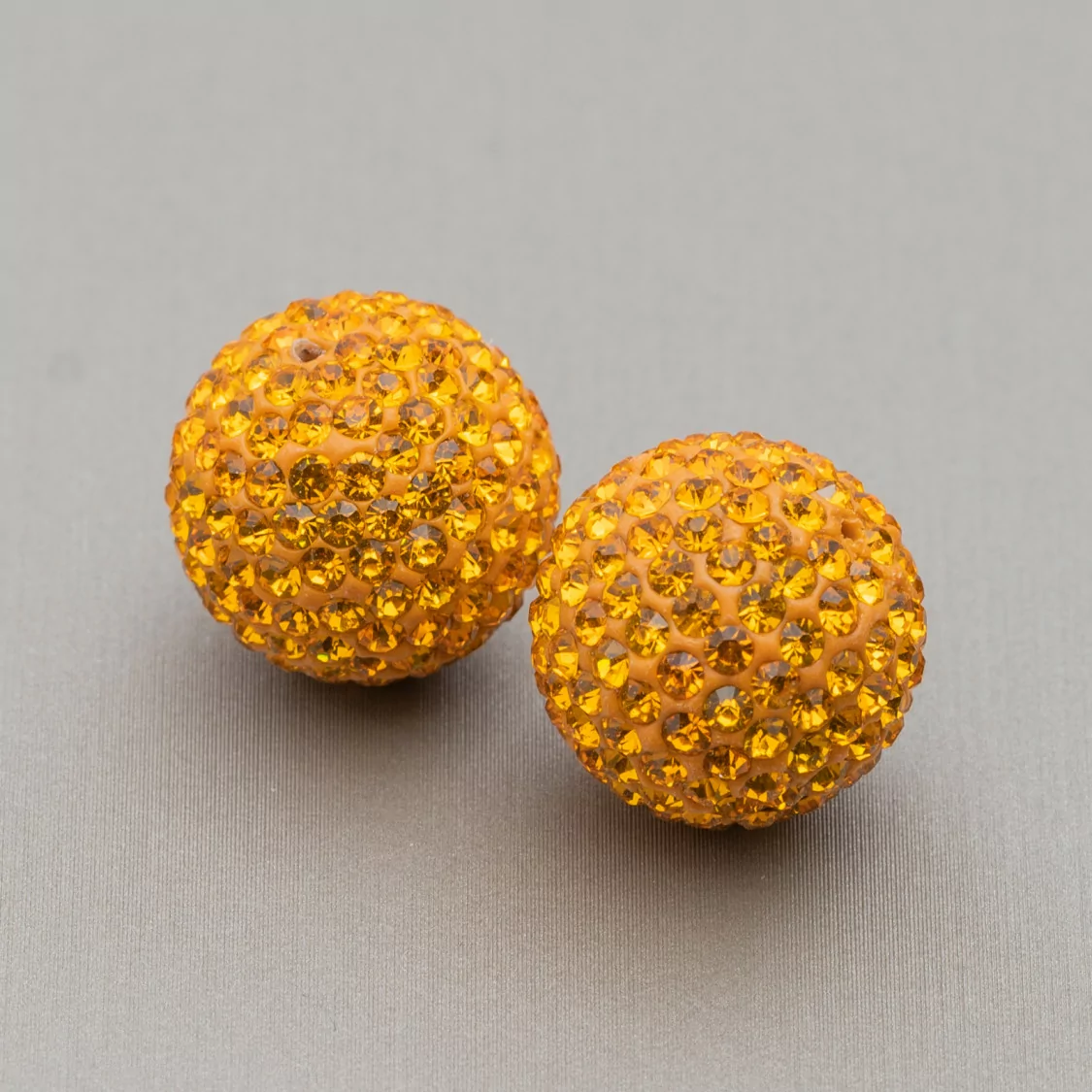 Palline Di Strass Foro Passante Tondo 16mm 6pz Giallo-COMPONENTI DI CRISTALLI E STRASS | Worldofjewel.com