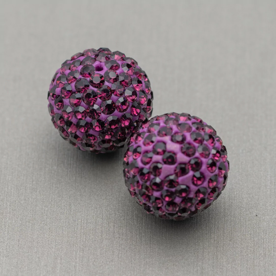 Palline Di Strass Mezzo Foro Tondo 10mm 12pz Viola-COMPONENTI DI CRISTALLI E STRASS | Worldofjewel.com