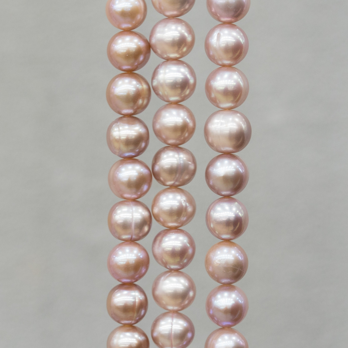 Round River Pearls 8,0-9,0mm AA + Lilac