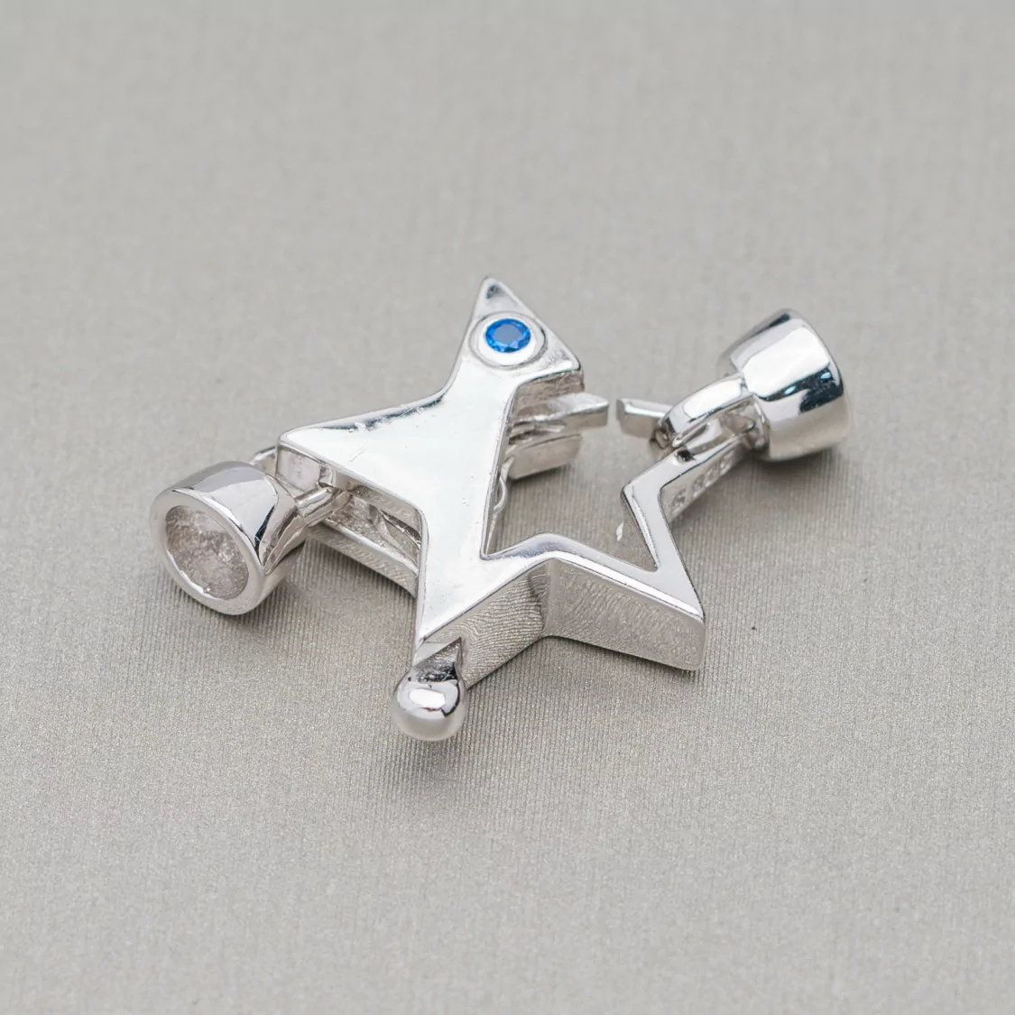 Chiusura Di Argento 925 A Moschettone Con Coppette e Punto Luce A Stella 17x25mm 2pz Rodiato Blu-CHIUSURE DI ARGENTO | Worldofjewel.com