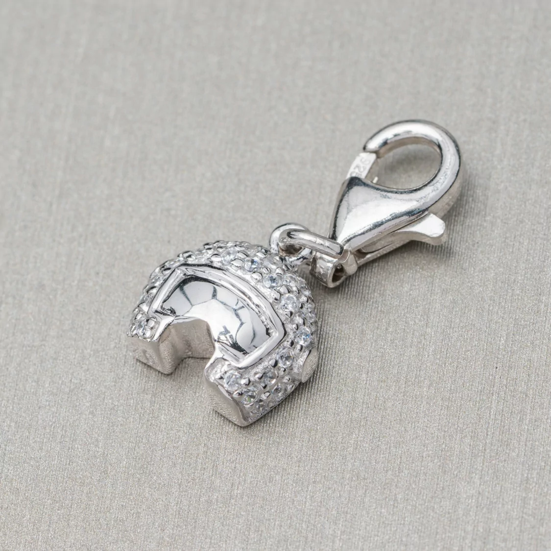 Ciondolo Pendente Charms Di Argento 925 Casco Con Visiera E Zirconi Con Moschettone 11x23mm 4Pz-ARGENTO 925 DESIGN ITALY | Worldofjewel.com