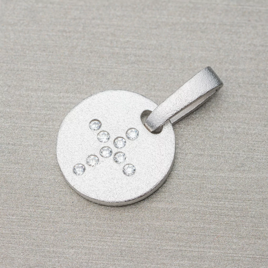 Ciondolo Pendente Di Argento 925 Coin Satinato 13mm Con Zirconi Incastonati A Croce 5pz Rodiato-ARGENTO 925 DESIGN ITALY | Worldofjewel.com