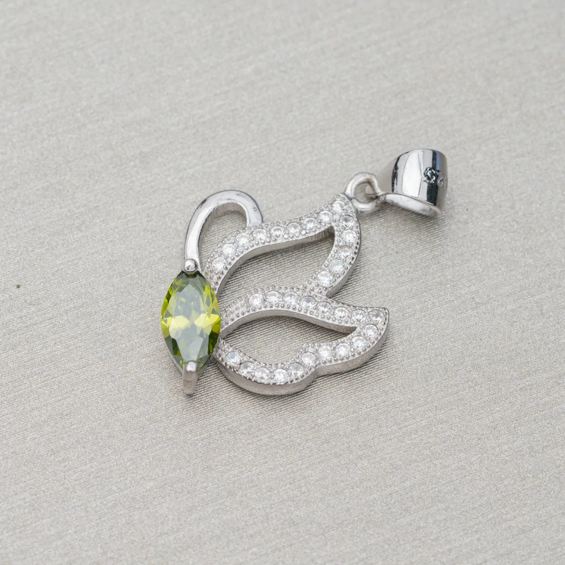 Ciondolo Pendente Di Argento 925 Con Zirconi Farfalla 15x26mm 3pz Rodiato Verde-ARGENTO 925 DESIGN ITALY | Worldofjewel.com