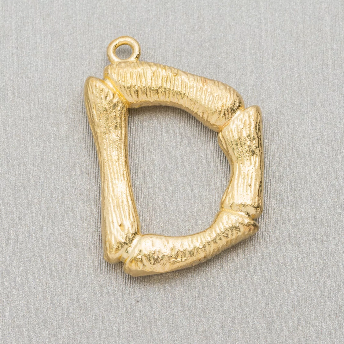 Componente Pendente Di Bronzo Lettere Alfabeto 15pz 15-24mm D-CIONDOLI DI OTTONE | Worldofjewel.com