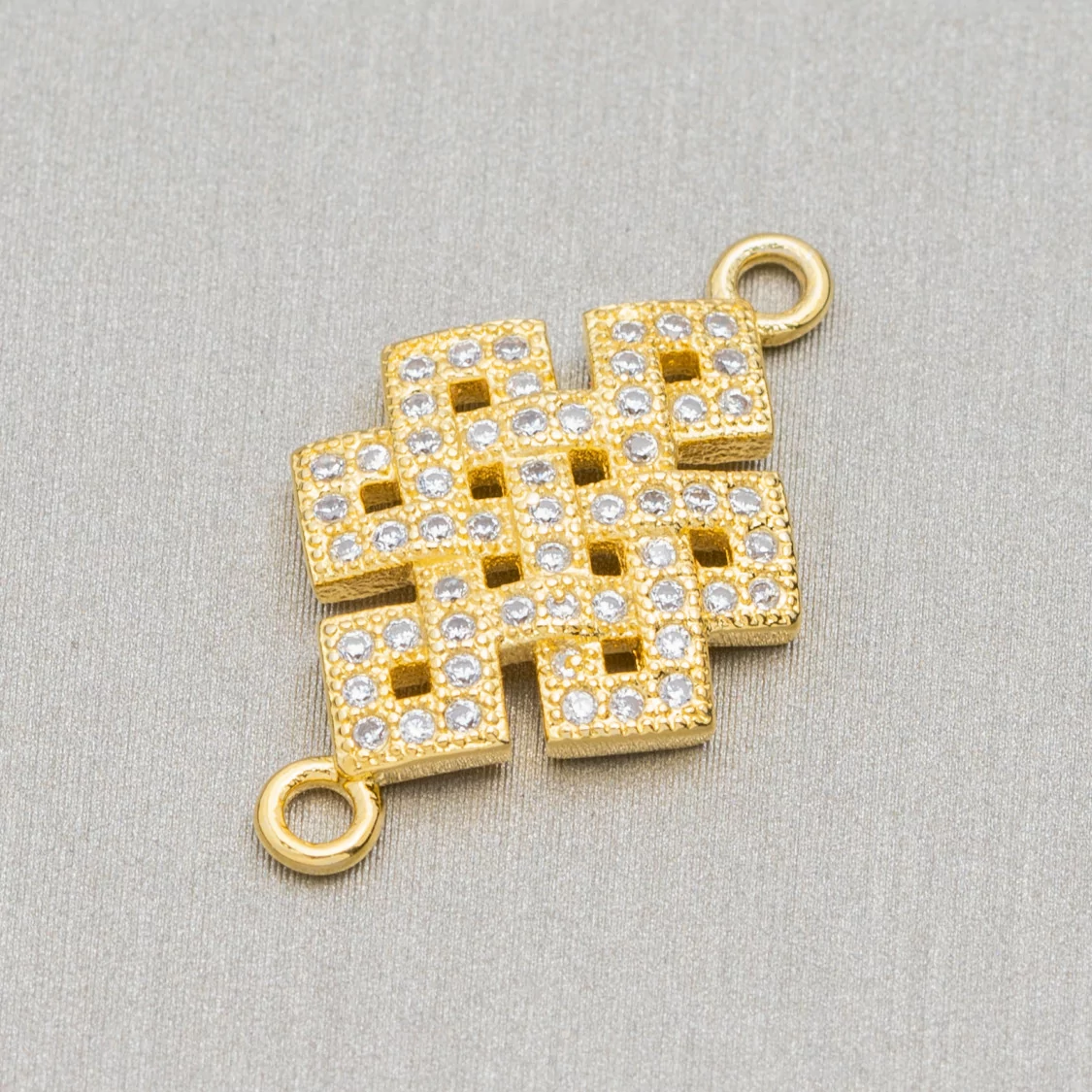 Componenti Di Ottone Con Zirconi Nodo Senza Fine 13,5x18mm 4pz Dorato-CONNETTORI PAVE' | Worldofjewel.com