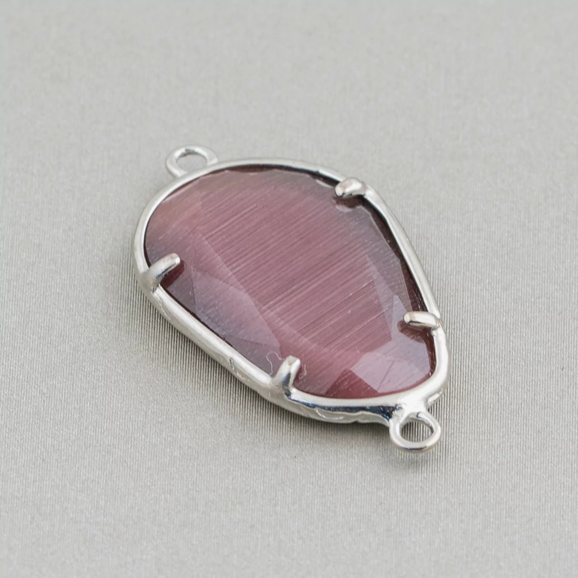 Connettore Componente Di Ottone Con Occhio Di Gatto Incastonati Irregolare 17x24mm 10pz Rodiato Viola- IRREGOLARI | Worldofjewel.com