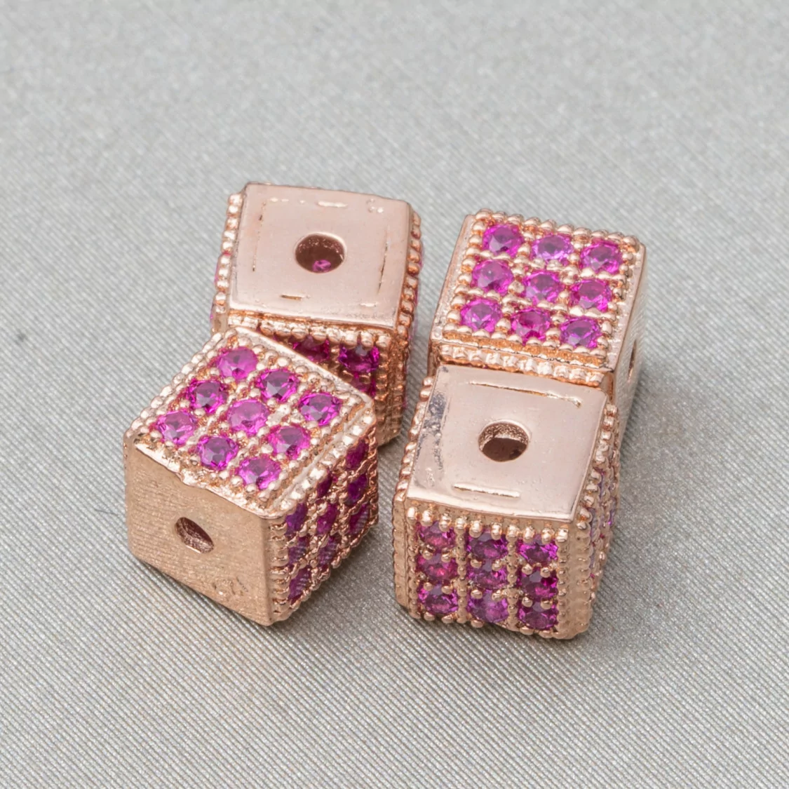 Distanziatore Di Argento 925 Cubo 5,5mm Foro Piccolo Oro Rosa Con Zirconi Ruby 8pz-CONNETTORI CON STRASS | Worldofjewel.com