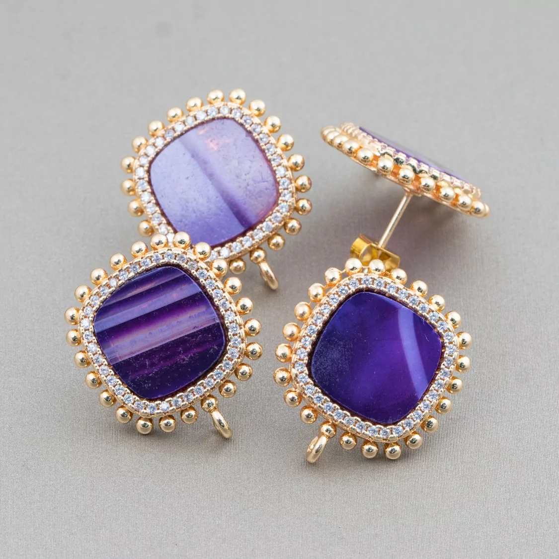 Base Per Orecchini Di Ottone A Perno Con Pietre Naturali Quadrato Con Zirconi 19mm 3 Paia Agata Striata Viola-BASI CON PIETRE E PERLINE | Worldofjewel.com