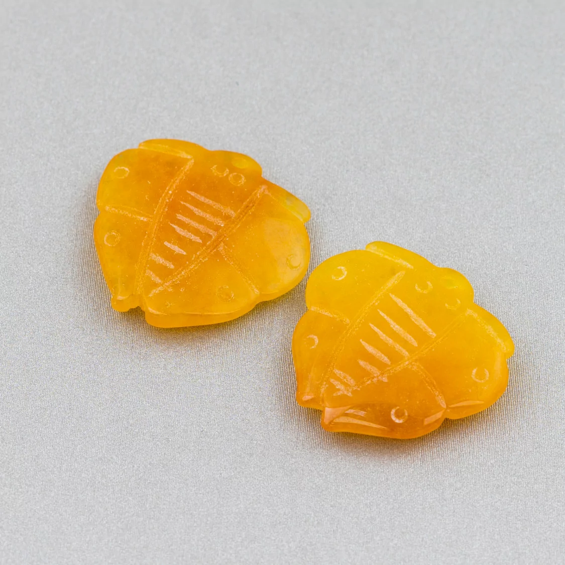 Componente Di Giada Burma Inciso Piastra 2pz Farfalla 20-22mm Giallo-COMPONENTI DI GIADA BURMA | Worldofjewel.com