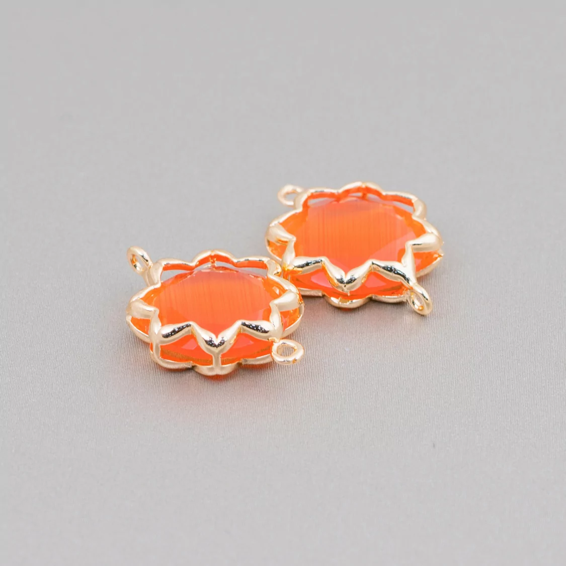 Connettore Componente Di Ottone Con Occhio Di Gatto Stella Del Mattino 16mm 8pz Arancio Intenso- STELLA DEL MATTINO | Worldofjewel.com