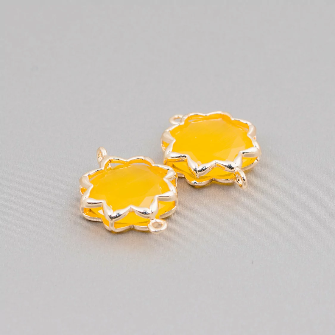 Connettore Componente Di Ottone Con Occhio Di Gatto Stella Del Mattino 16mm 8pz Giallo- STELLA DEL MATTINO | Worldofjewel.com