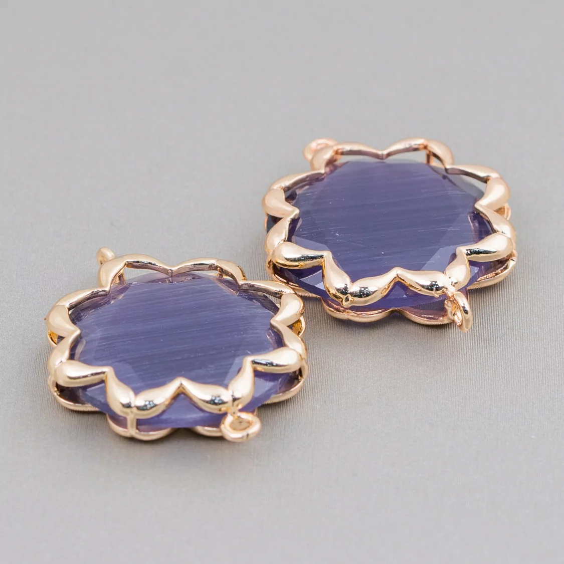 Connettore Componente Di Ottone Con Occhio Di Gatto Stella Del Mattino 25mm 4pz Violetto- STELLA DEL MATTINO | Worldofjewel.com