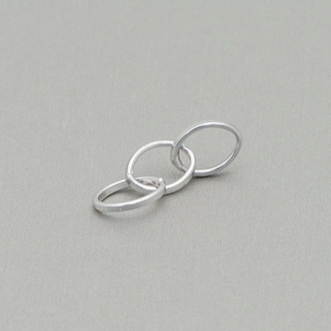 Componente Di Argento 925 3 Anelli Ovali Concatenati 6x24mm 18pz-CONNETTORI LISCI | Worldofjewel.com