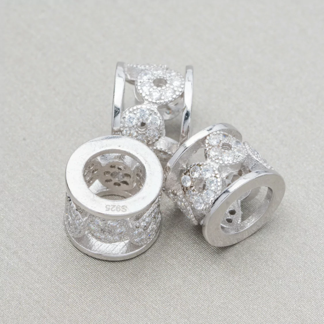 Componente Di Argento 925 Con Zirconi Distanziatore Foro Largo Rondella Cilindro 10x8mm 4pz Rodiato-CONNETTORI PAVE' | Worldofjewel.com