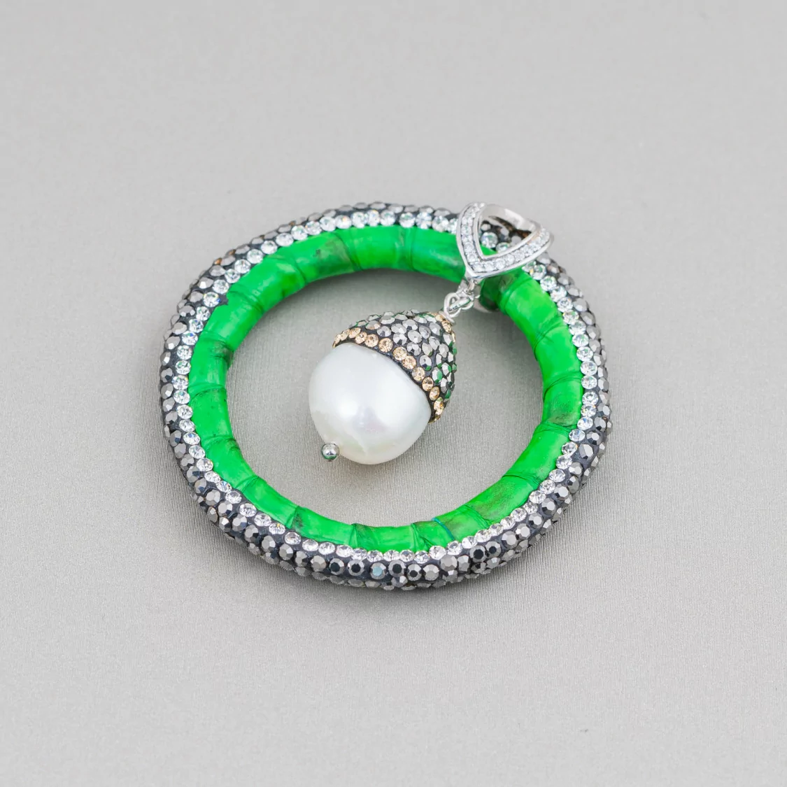 Componente Intramezzo Di SimilPelle Di Perle Di Fiume Con Marcasite Strass 45mm Verde-COMPONENTI DI SIMILPELLE | Worldofjewel.com