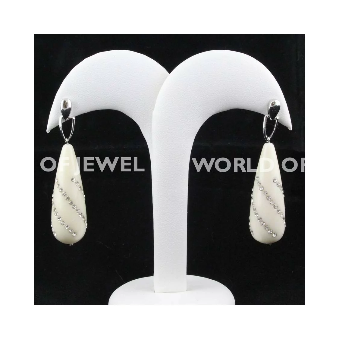 Orecchini A Perno Di Argento 925 E Pasta Di Corallo Con Strass - Bianco-ORECCHINI | Worldofjewel.com