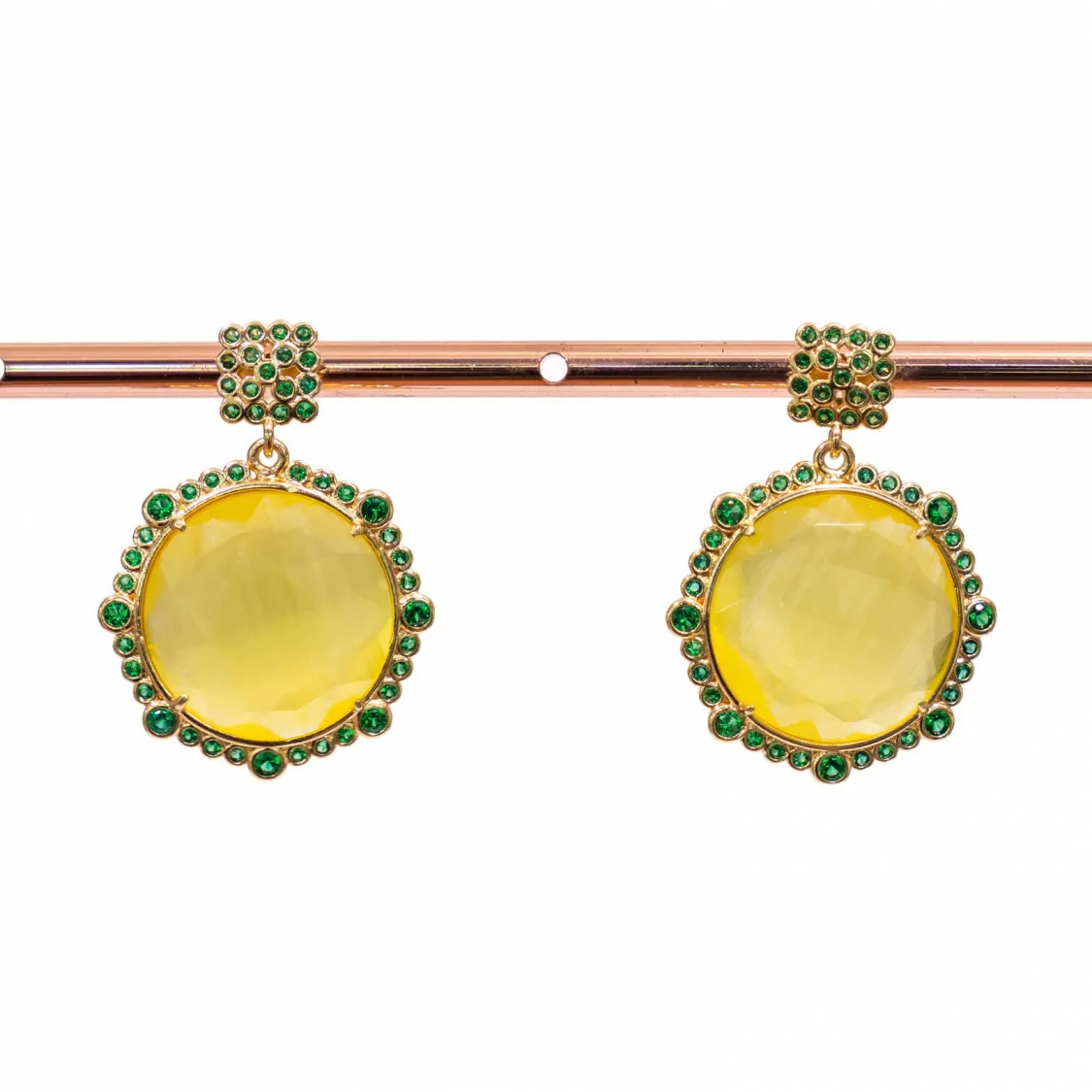 Orecchini Di Bronzo A Perno Con Pietre Incastonate E Zirconi 24x32mm Verde Giallo-BRONZO CRYSTAL | Worldofjewel.com