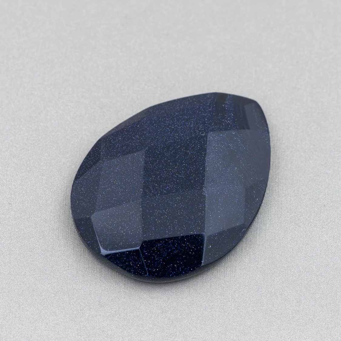 Componente Cabochon Grande Goccia Sfaccettato 30x40mm 1pz Pietra Del Sole Blu- CABOCHON GRANDI | Worldofjewel.com