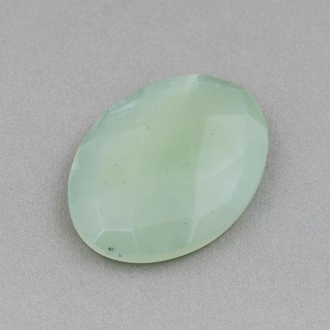 Componente Cabochon Grande Ovale Sfaccettato 30x40mm 1pz New Jade- CABOCHON GRANDI | Worldofjewel.com