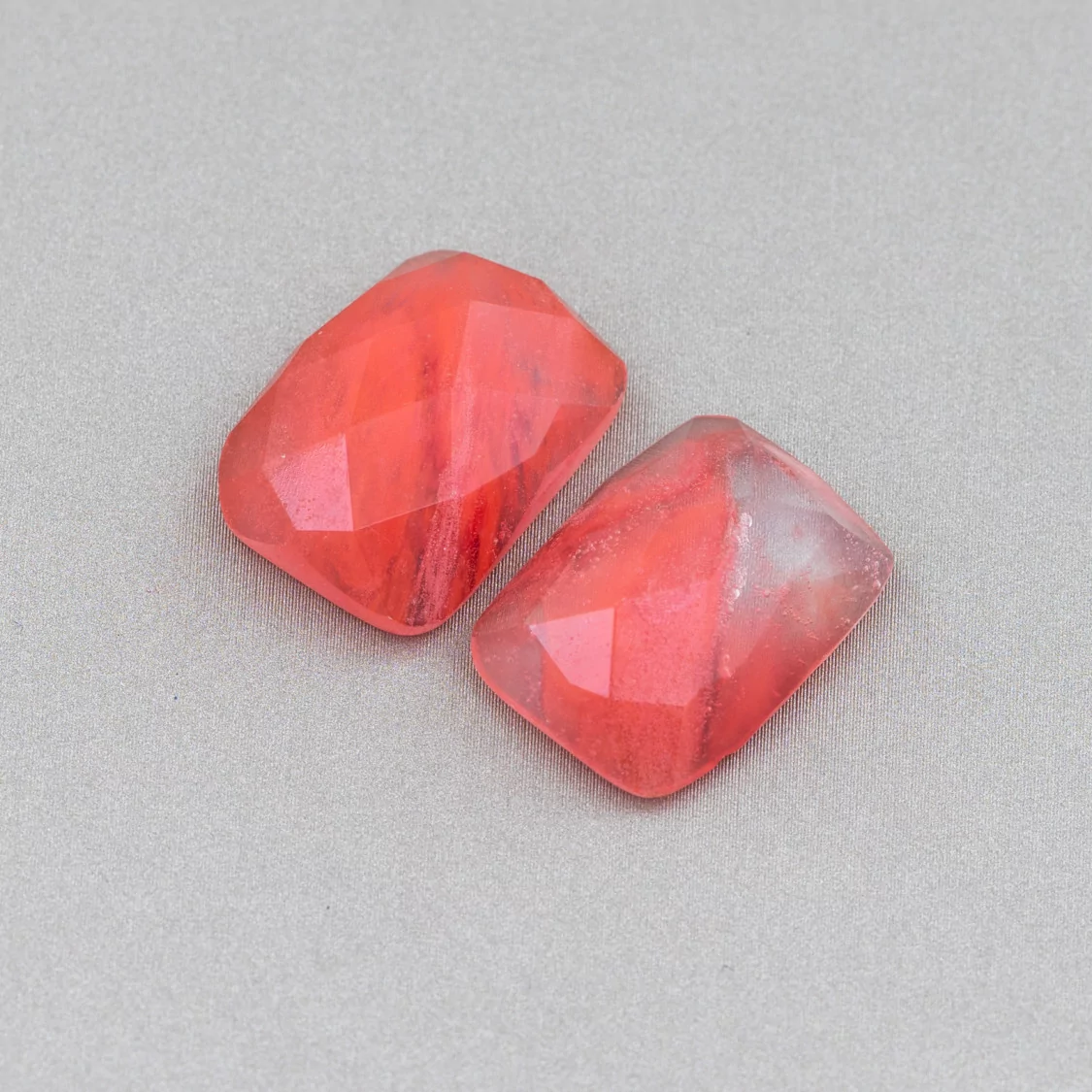 Componente Cabochon Grande Rettangolo Sfaccettato 15x20mm 4pz Quarzo Cherry Sintetico- CABOCHON GRANDI | Worldofjewel.com