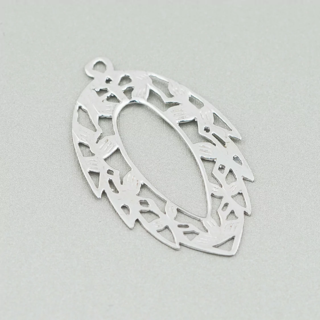 Componente Pendente Di Argento 925 Filigrana Forata Foglia 23x38mm 4pz Rodiato-CONNETTORI LISCI | Worldofjewel.com