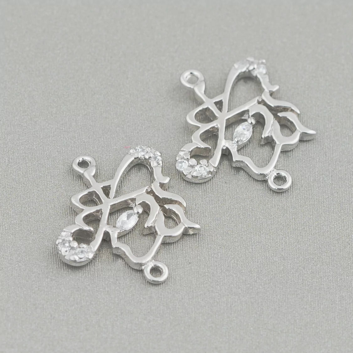 Connettore Componente Di Argento 925 Astratto Con Zirconi 16x17mm 8pz Rodiato-CONNETTORI CON PIETRE | Worldofjewel.com