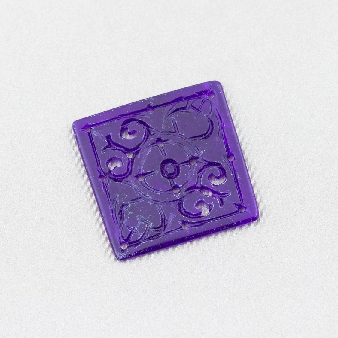 Componente Di Giada Burma Inciso Piastra 2pz Quadrato 30mm Viola-COMPONENTI DI GIADA BURMA | Worldofjewel.com