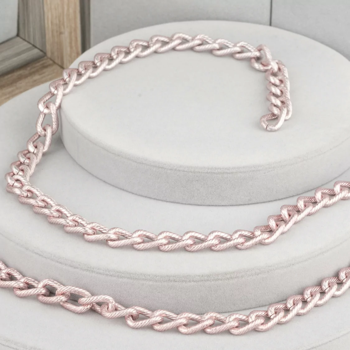 Catena Di Alluminio Ovale Rigato 11x16mm Rosa 1 Metro-CATENE DI ALLUMINIO | Worldofjewel.com