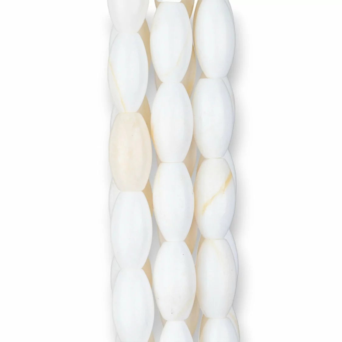 Conchiglia Bianca Striata Riso 10x18mm-CONCHIGLIA BIANCA | Worldofjewel.com