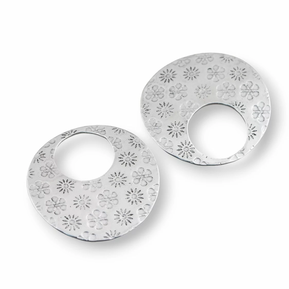 Componente Di Acciaio Tondo Forato Creola 33mm 40pz-CONNETTORI LISCI | Worldofjewel.com