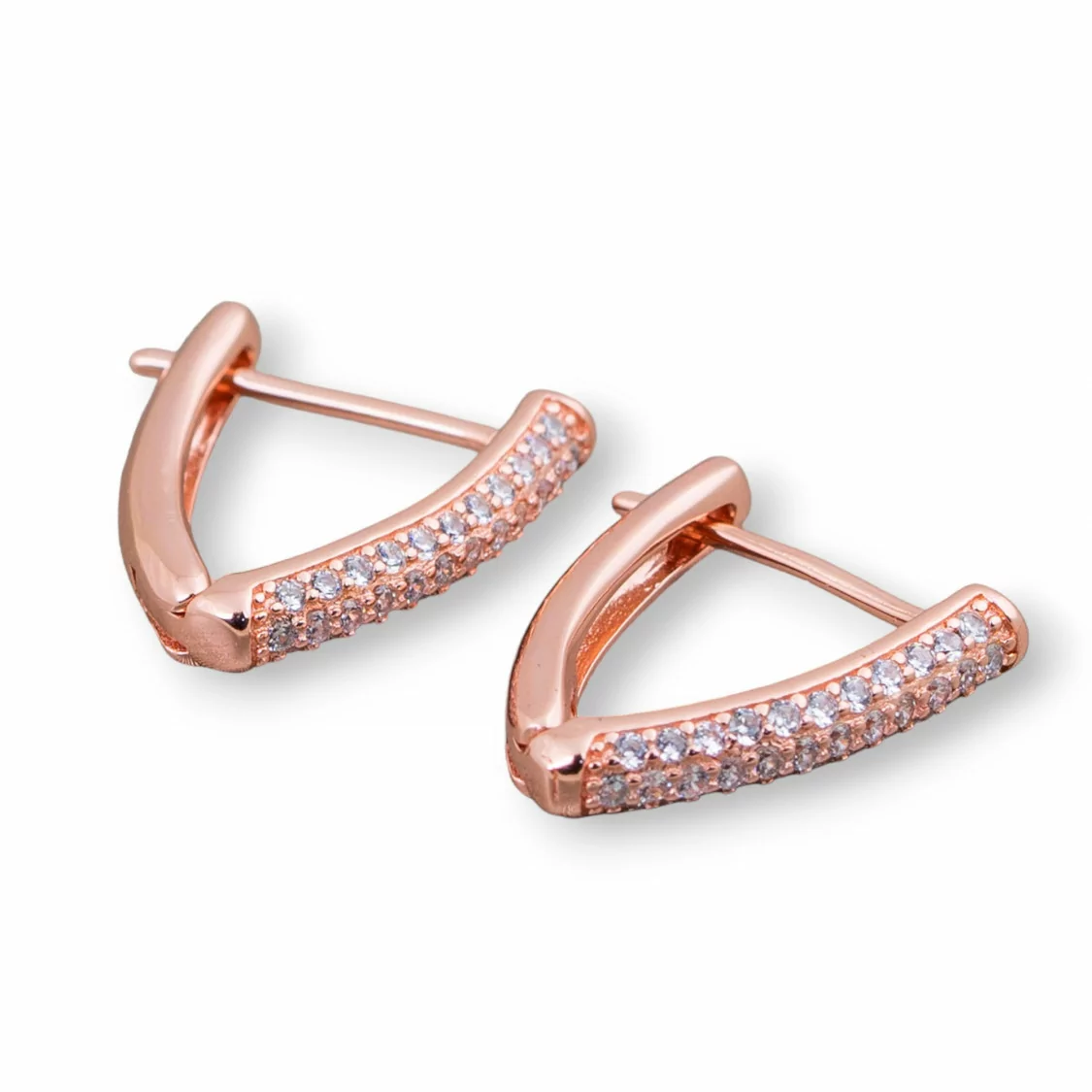 Orecchini Perno Chiuso Di Argento 925 Con Zirconi Micropave' Triangolo 14x16mm 2 Paia Oro Rosa Bianco-ARGENTO 925 DESIGN ITALY | Worldofjewel.com