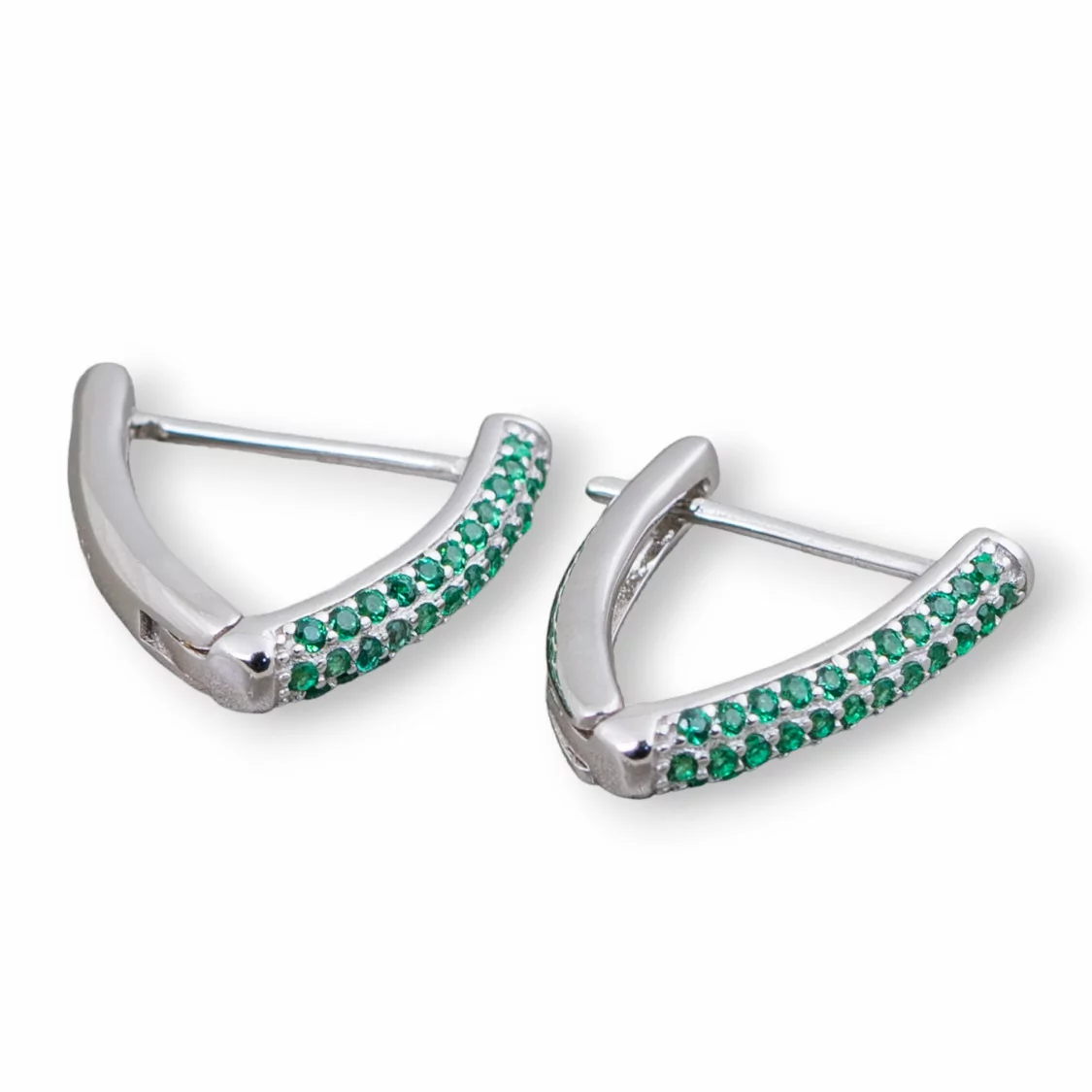 Orecchini Perno Chiuso Di Argento 925 Con Zirconi Micropave' Triangolo 14x16mm 2 Paia Rodiato Verde-ARGENTO 925 DESIGN ITALY | Worldofjewel.com