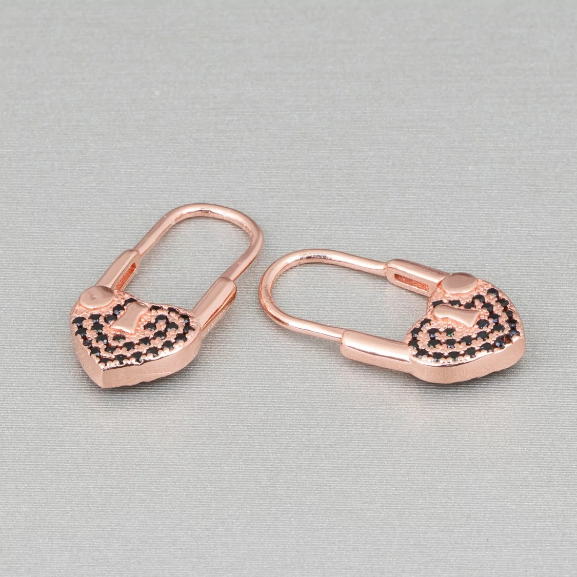 Orecchini Monachella Chiusa Di Argento 925 Con Zirconi Micropave' Con Cuore 10x21mm 2 Paia Oro Rosa Nero-ARGENTO 925 DESIGN ITALY | Worldofjewel.com