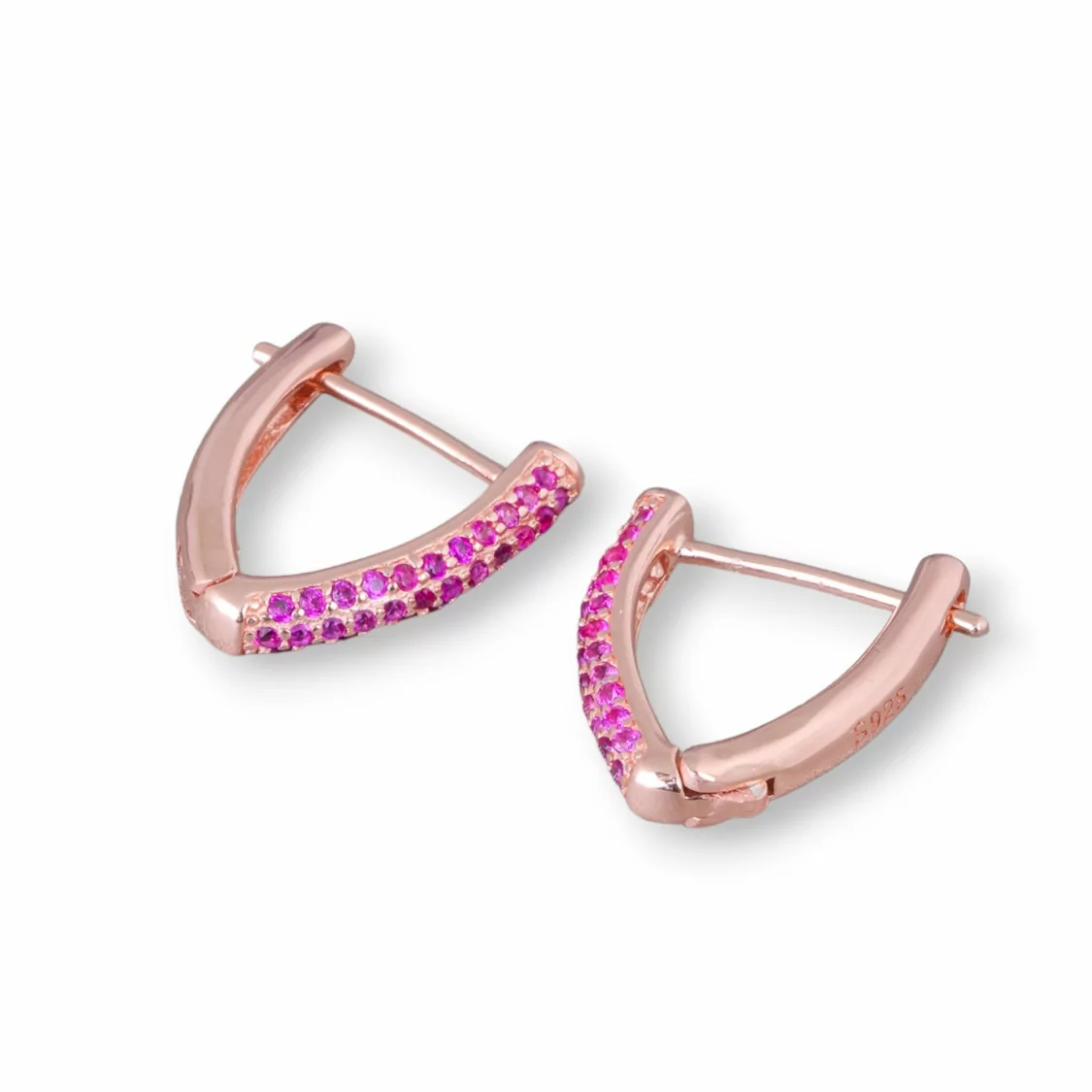 Orecchini Perno Chiuso Di Argento 925 Con Zirconi Micropave' Triangolo 14x16mm 2 Paia Oro Rosa Rosso-ARGENTO 925 DESIGN ITALY | Worldofjewel.com