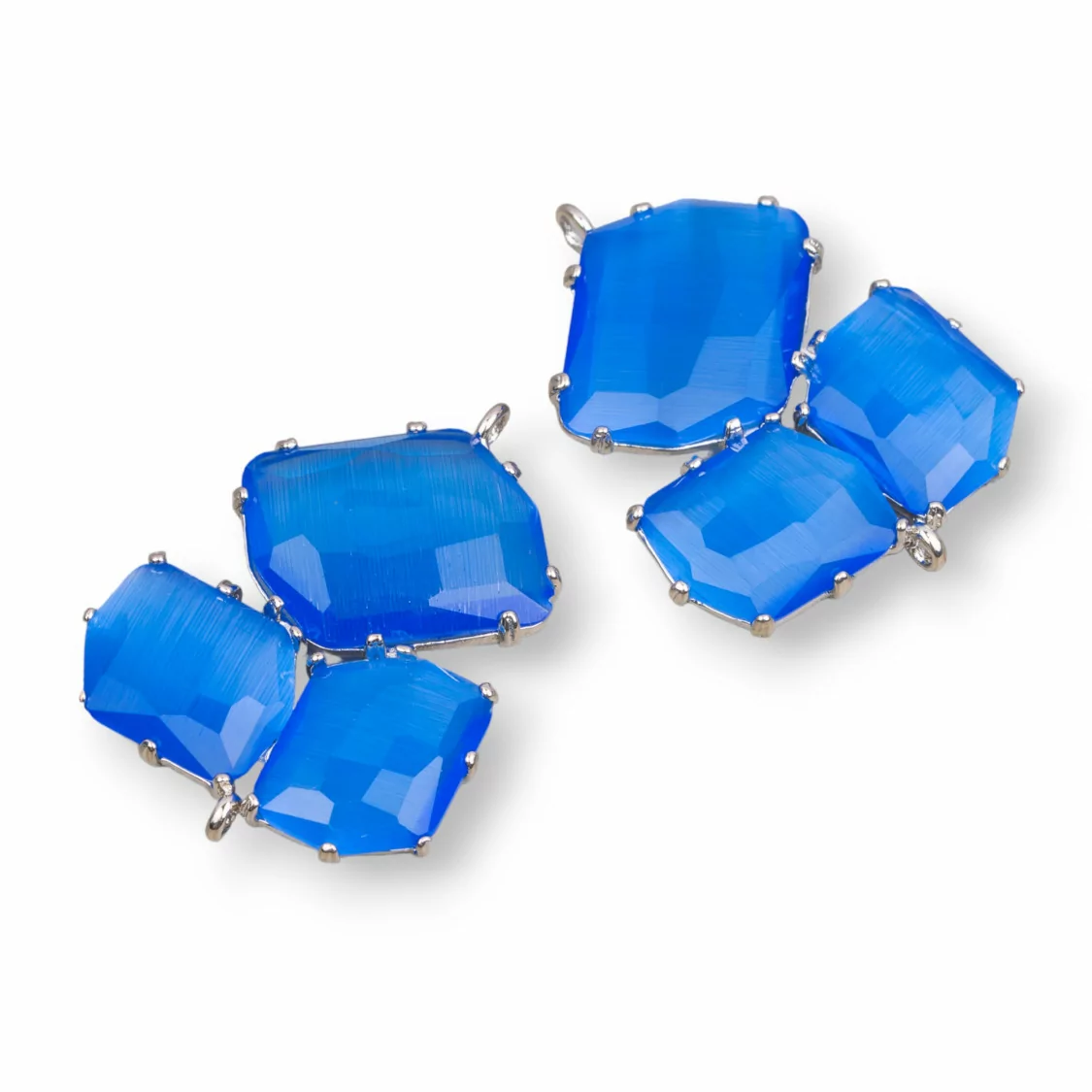 Connettore Componente Di Ottone Con Occhio Di Gatto Incastonato 32x41mm 3pz Rodiato Blu Chiaro- A TRE PEZZI | Worldofjewel.com