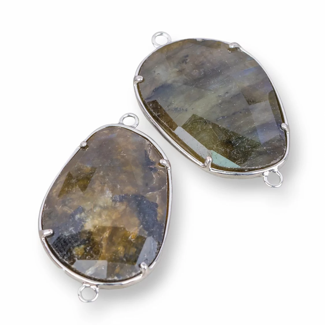 Connettore Componente Di Ottone Con Cabochon Incastonato Di Labradorite 23x33mm Con 2 Anellini 6pz Rodiato- STELLA DEL MATTINO | Worldofjewel.com