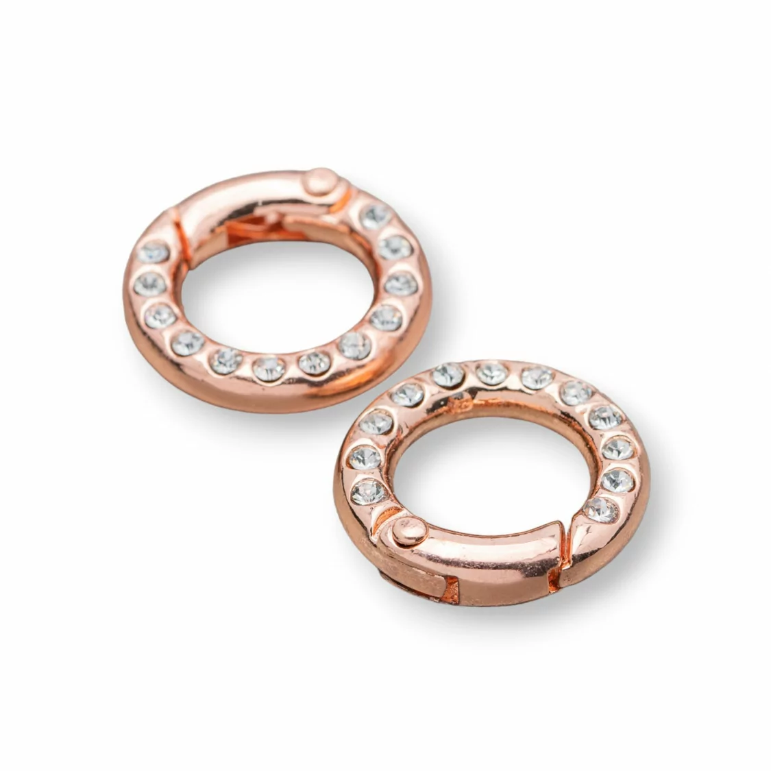 Chiusura Gancio di Ottone Tondo Con Strass 20mm 14pz Oro Rosa-CHIUSURE DI OTTONE E BRONZO | Worldofjewel.com