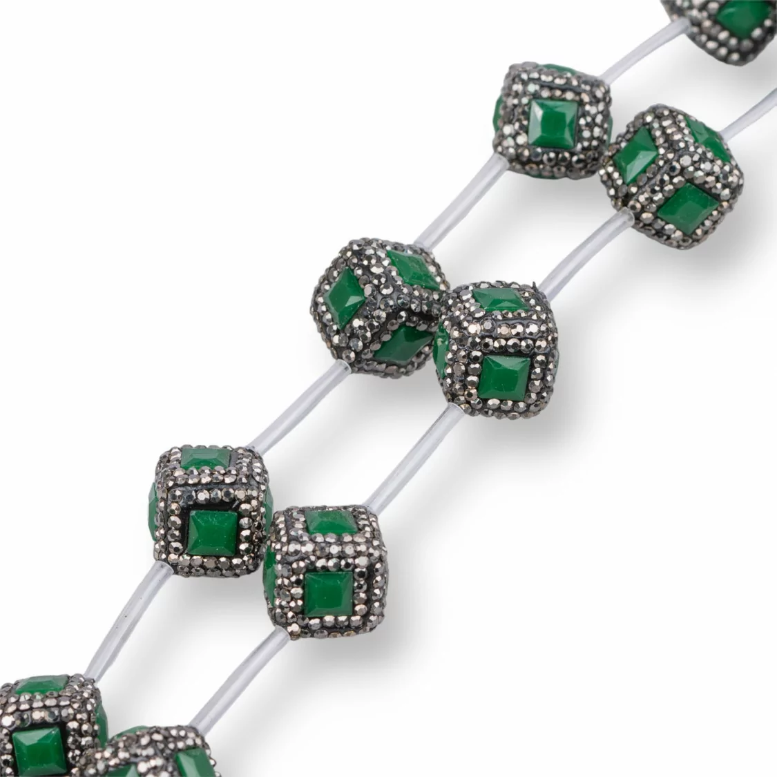 Perline a Filo Di Marcasite Strass Cubo Con Pietre 16mm 10pz Nero Verde-PERLINE CON MARCASITE STRASS | Worldofjewel.com