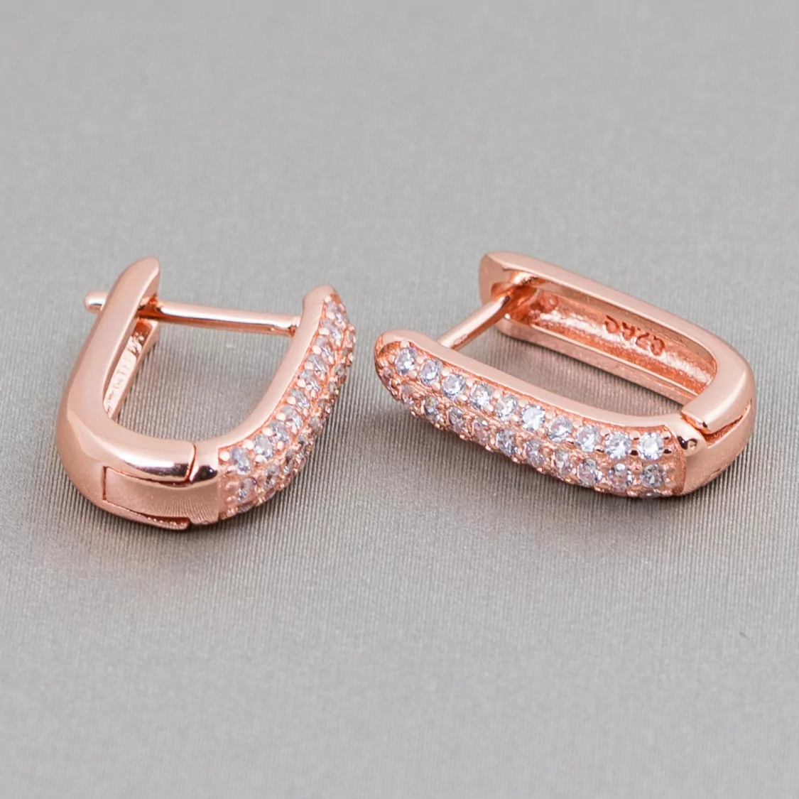 Orecchini Perno Chiuso Di Argento 925 Con Zirconi Micropave' 11x15mm 2 Paia Oro Rosa Bianco-ARGENTO 925 DESIGN ITALY | Worldofjewel.com