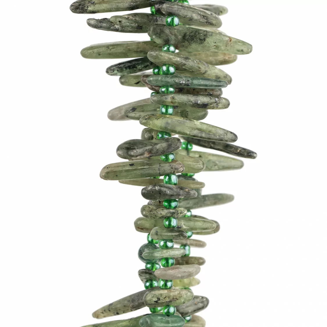 Granato Verde Scuro Frange Sasso Irregolare Burattato 8-20mm-GRANATO | Worldofjewel.com