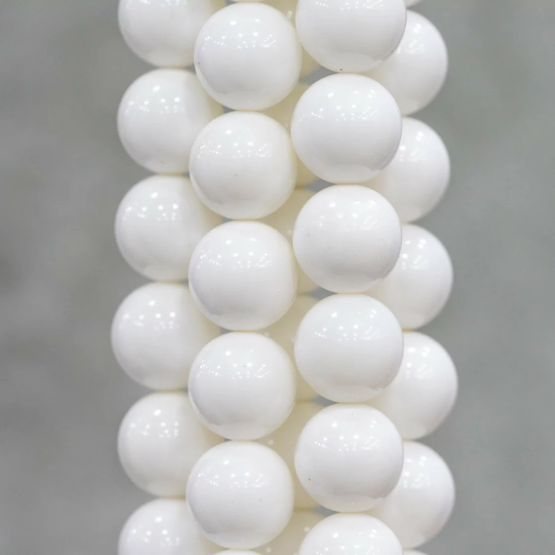 Conchiglia Bianco Tondo Liscio 6mm-CONCHIGLIA BIANCA | Worldofjewel.com