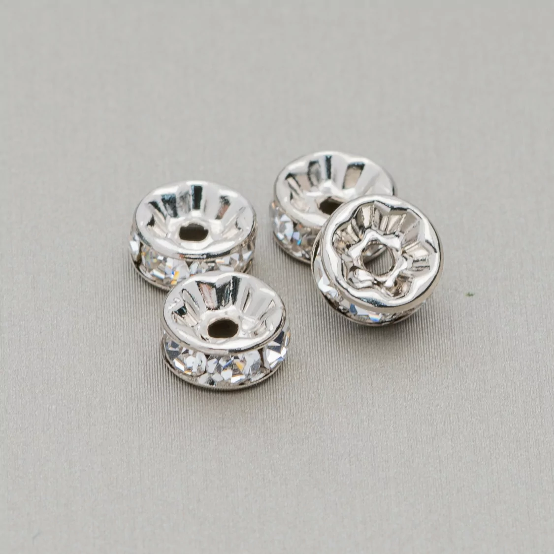 Distanziatore Rondelle Strass Di Ottone Qualita' Mideast 8mm 100pz Rodiato-CONNETTORI CON STRASS | Worldofjewel.com