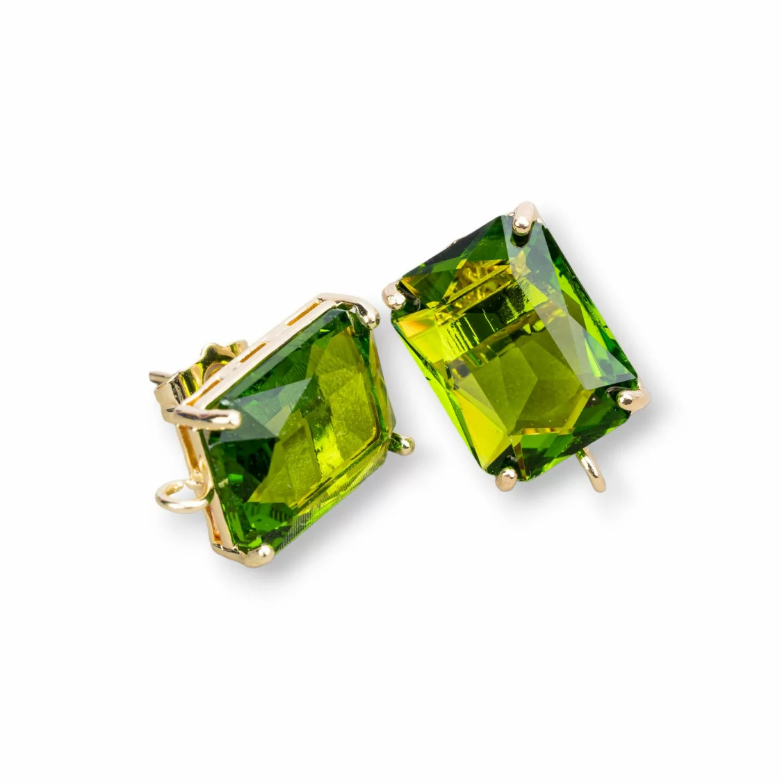 Base Per Orecchini A Perno Di Bronzo Con Occhio Di Gatto Rettangolo Sfaccettato 12x16mm 4 Paia Verde Peridot-BASI CON PIETRE E PERLINE | Worldofjewel.com