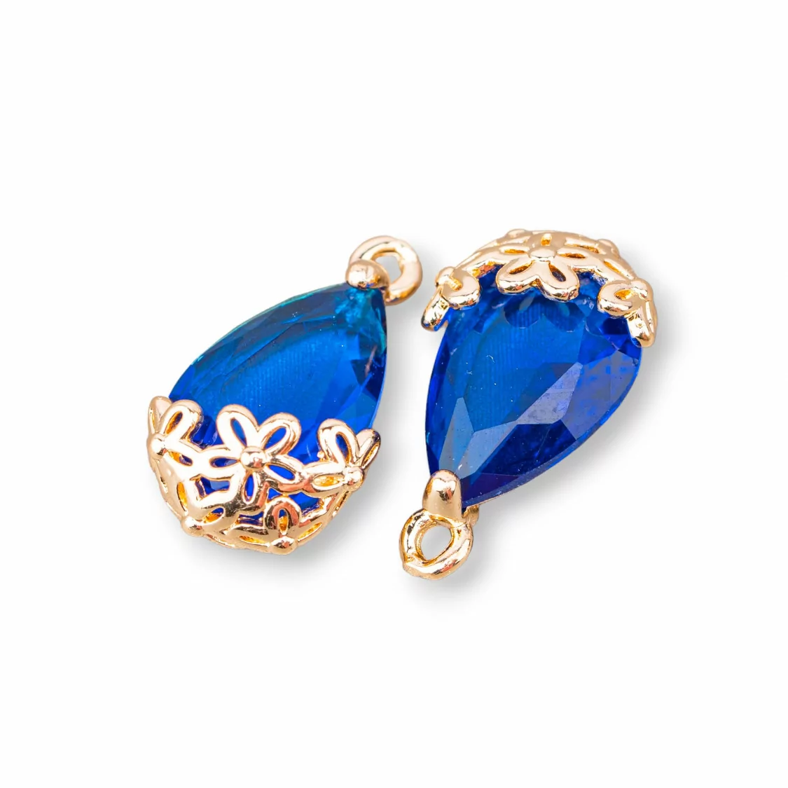 Componente Pendente Di Bronzo Con Cristalli CZ Goccia Sfaccettata 9x14mm 22pz Con 1 Anellino Blu-PENDENTI E CHARMS | Worldofjewel.com