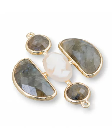 Connettore Componente Di Ottone Con Pietre Incastonate A Croce Con Cammeo E 2 Anellini 36x43mm 1pz Labradorite- A CROCE | Worldofjewel.com