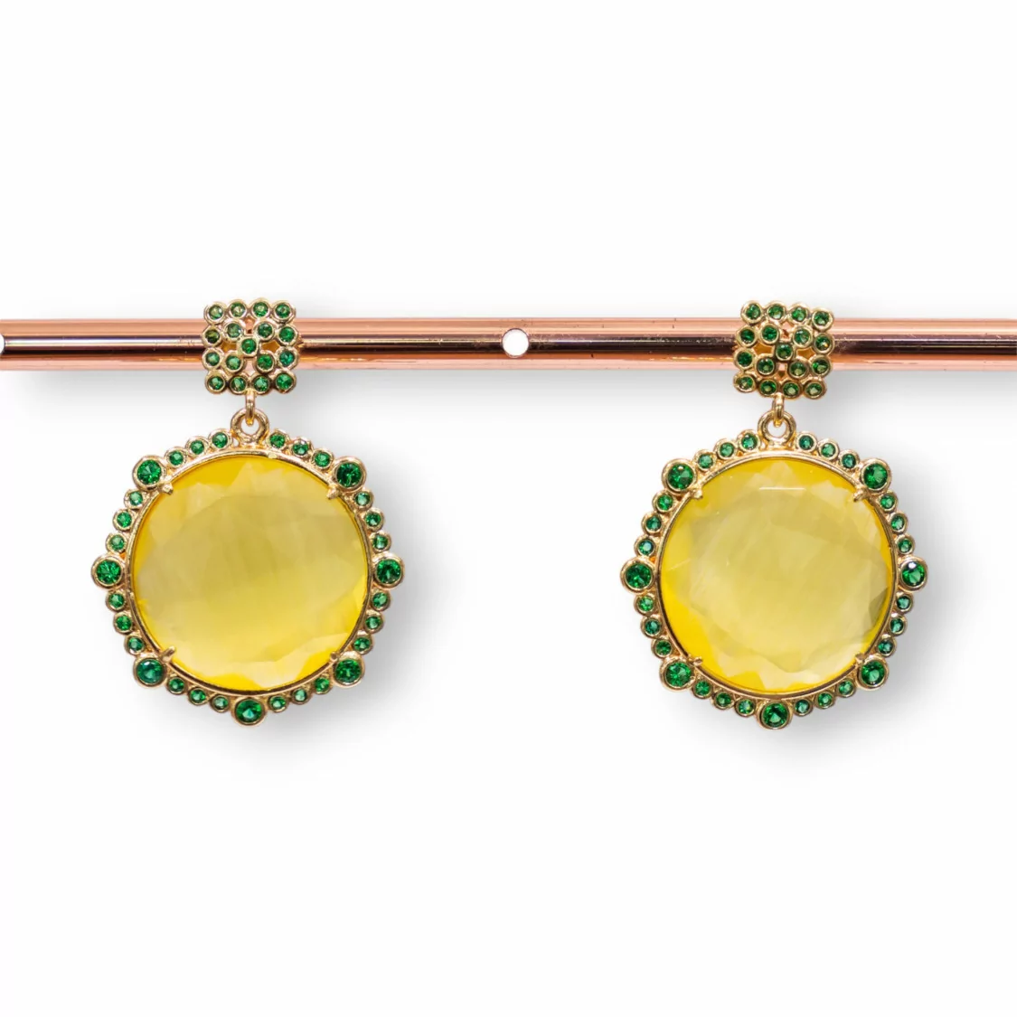 Orecchini Di Bronzo A Perno Con Pietre Incastonate E Zirconi 24x32mm Verde Giallo-BRONZO CRYSTAL | Worldofjewel.com