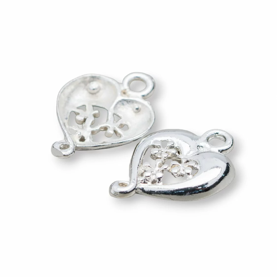 Distanziatore Connettore Di Ottone Cuore 13x20mm 80pz Argentato-CONNETTORI LISCI | Worldofjewel.com